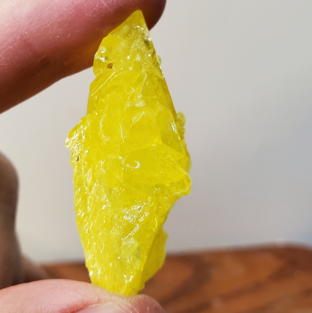 Pure Sulfur Crystal, Single Point - Picture 11 of 12